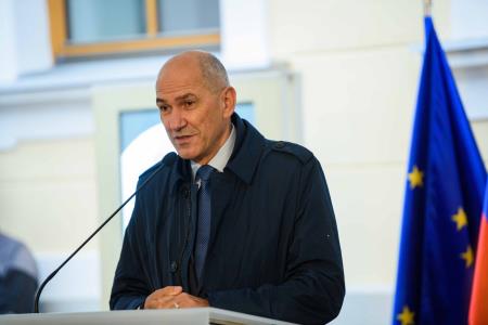 Odprtje Središča inovativnih tehnologij APILAB – HIŠA KRANJSKE ČEBELE 23